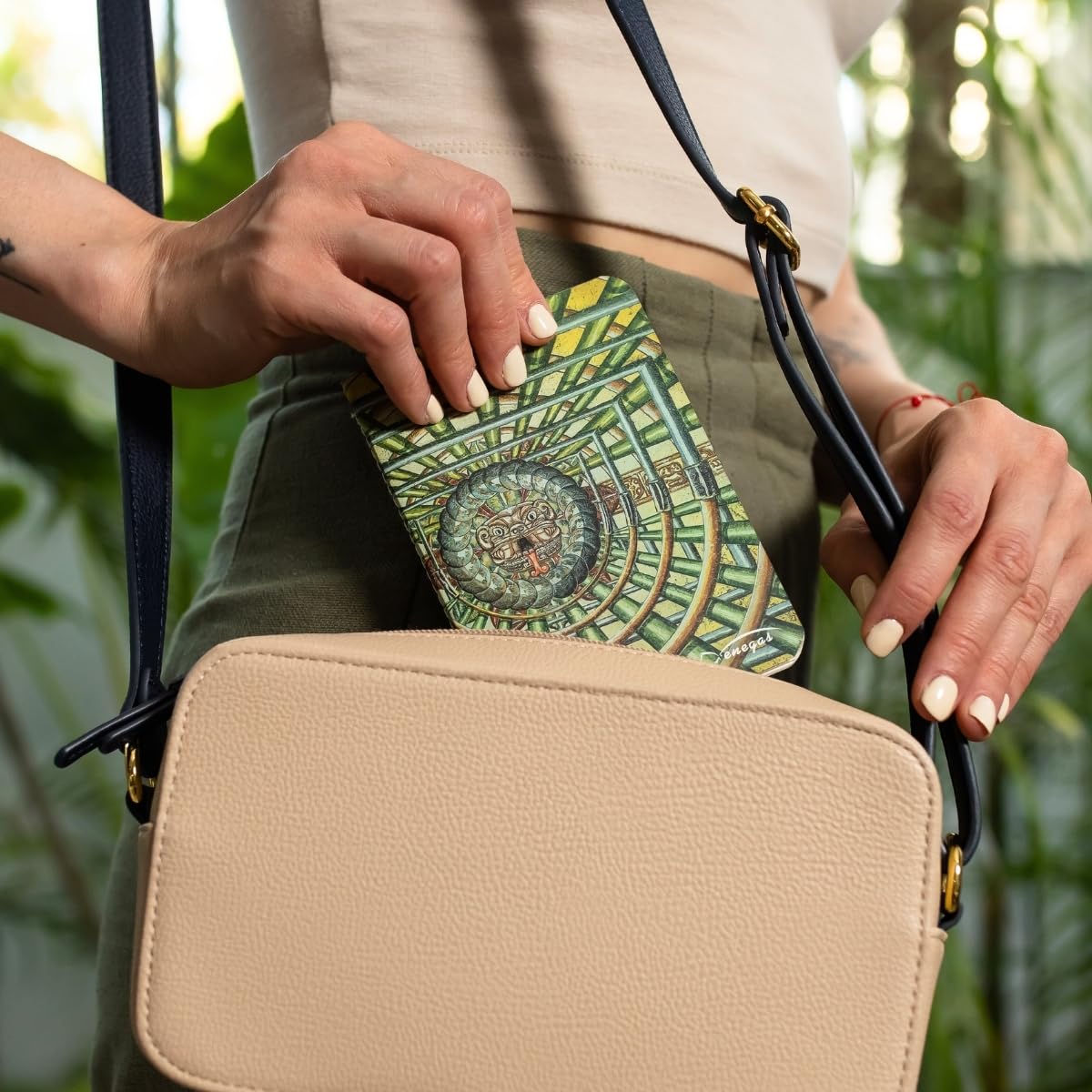 Venegas Libretas de Bolsillo Tipo Pasaporte 9 x 13 cm - 60 Páginas en Blanco - Diseño Artístico - Costura Duradera y Laminado Plástico - Cuaderno de Notas, Bocetos y Diario - Set Ideal para Regalo, Oficina y Escuela, Paquete de 6 - Venegas Arte